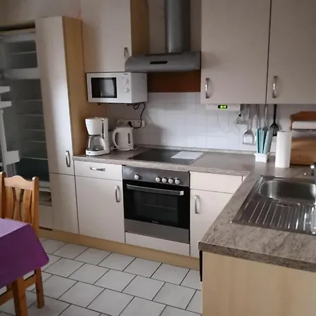 Anton Schuler Apartment Niedenstein